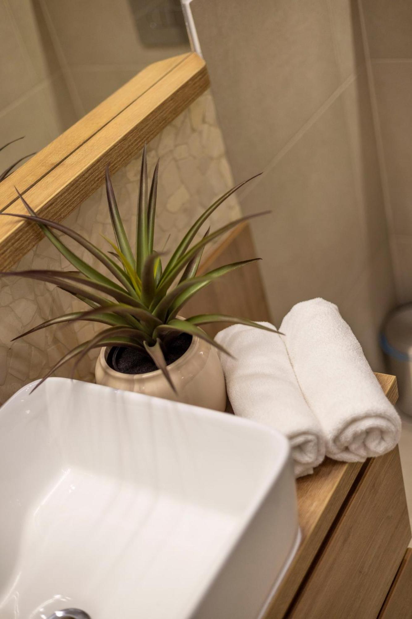 Exclusive N' Spacious Elizabeth Central Suite Budapest Ngoại thất bức ảnh